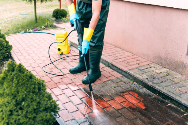 Professional Pressure Washing Services in Robbins, IL